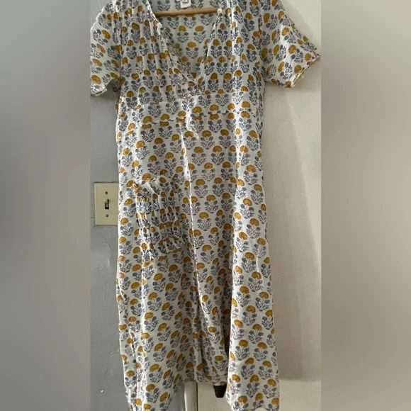 Kerry Cassill Dress - Picture 2 of 5